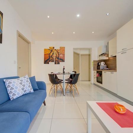 Sapphire Court 2 Bedroom Apartments By Shortletsmalta Sliema Bagian luar foto