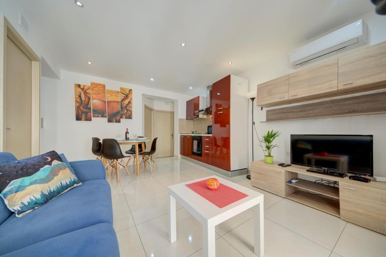 Sapphire Court 2 Bedroom Apartments By Shortletsmalta Sliema Bagian luar foto