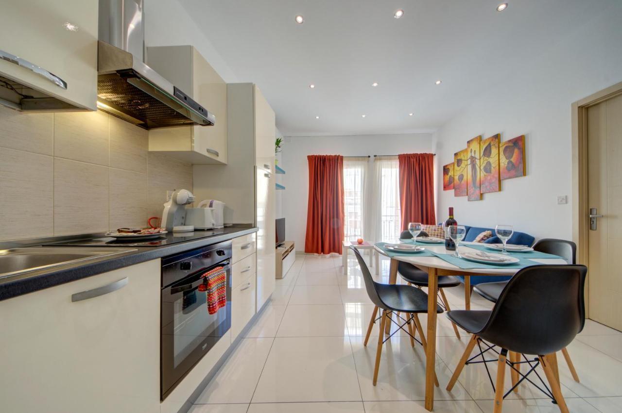 Sapphire Court 2 Bedroom Apartments By Shortletsmalta Sliema Bagian luar foto